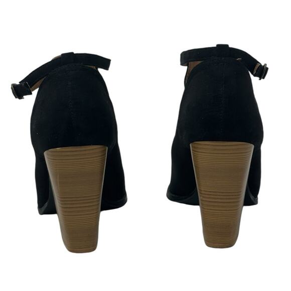 Qupid Black Faux Suede Peep Toe Buckle Strap Booties Block Heel size 8 - Picture 12 of 14